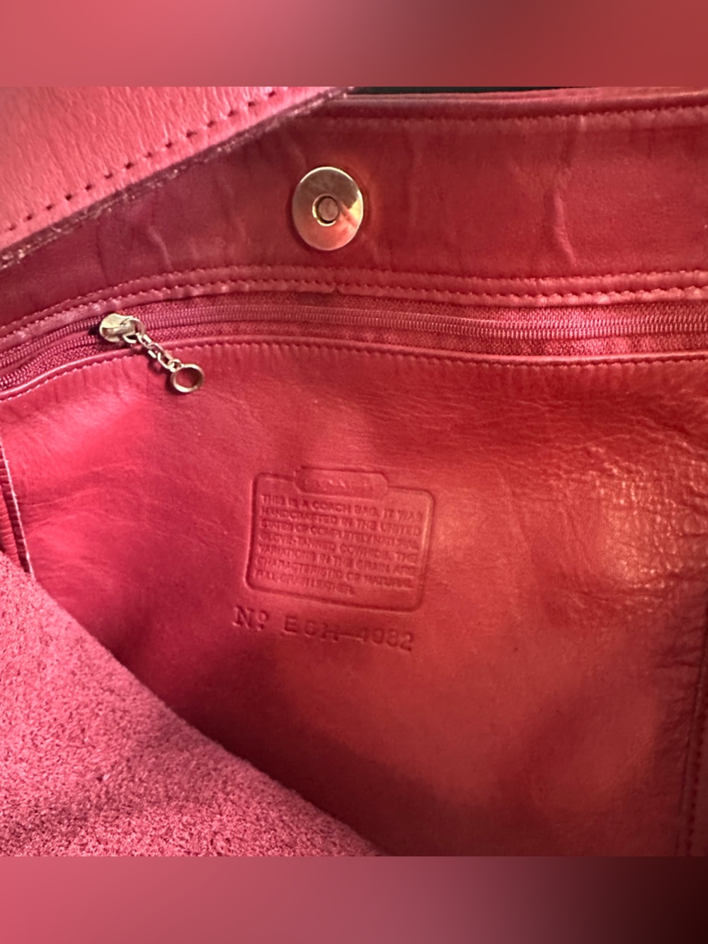 Coach Vintage Red All Leather Large Duffle #4082 with goldtone hardware - Picture 6 of 13